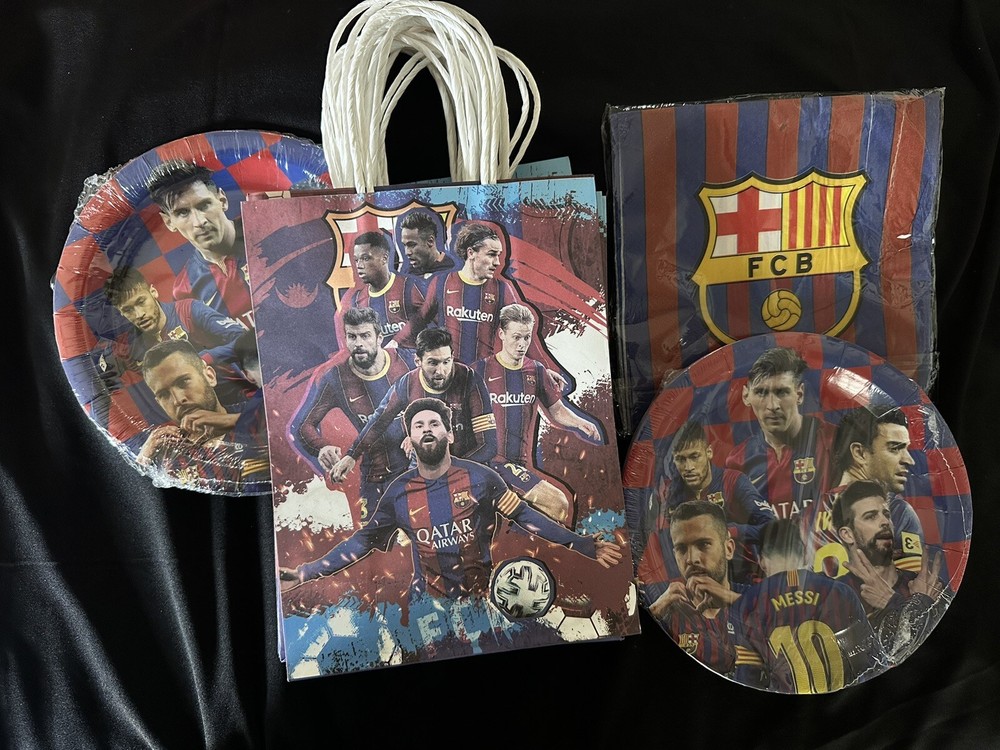 Soccer Candy Bags 15 Pack Messi Barcelona Plates & Napkins Party Pack