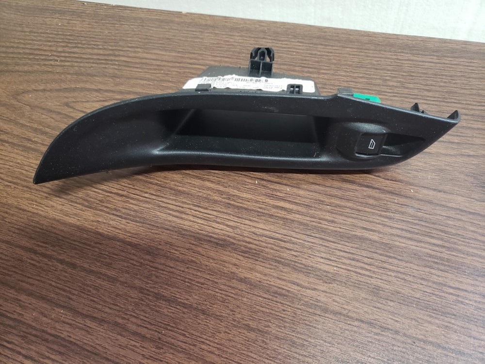 2012-2016 Ford Focus Left Rear Door Window Switch OEM# 1085503X