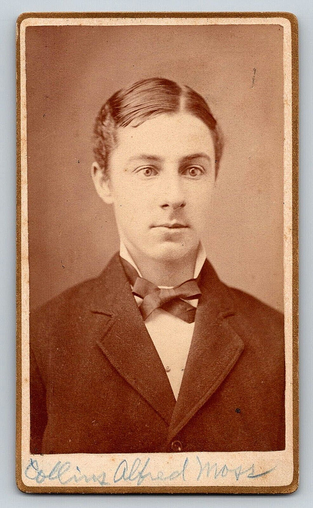 Hillsdale Michigan Usa Portrait Of A Man In A Suit Antique Vintage Cdv Photo
