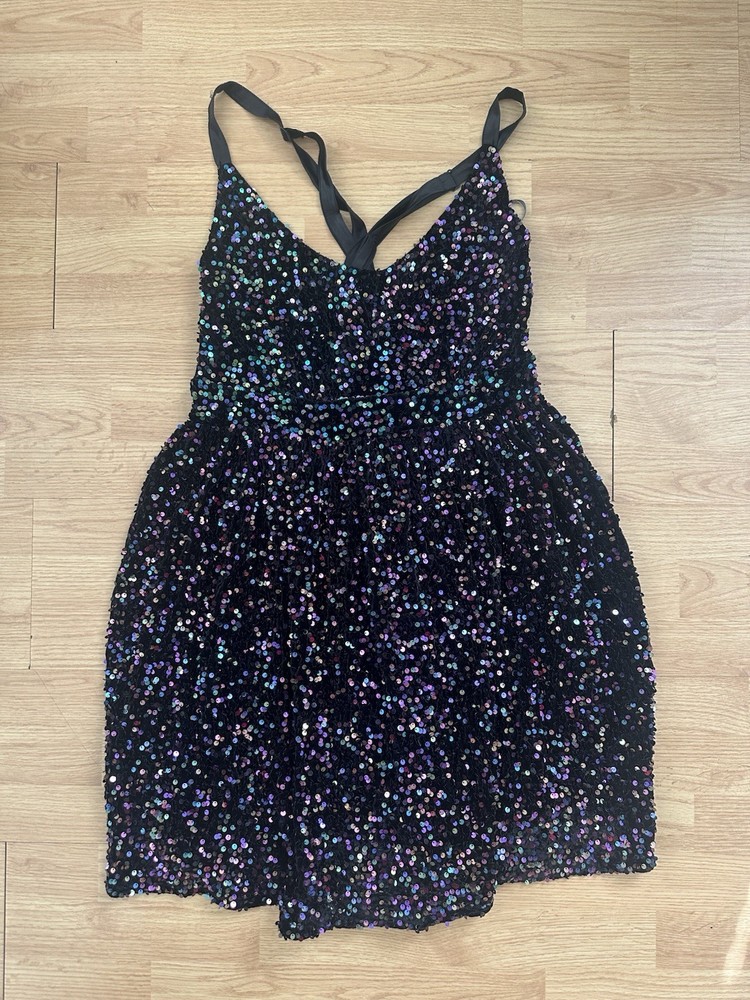 Arula Sequin NEW Mini Dress Women’s Size 10 12 Altar’d State