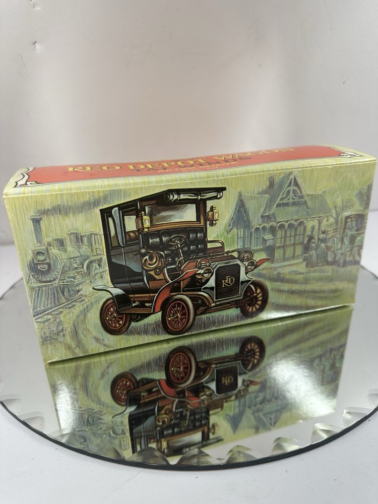 Vintage Avon Reo Depot Wagon Tai Winds After Shave 5 fl. oz Full with Box