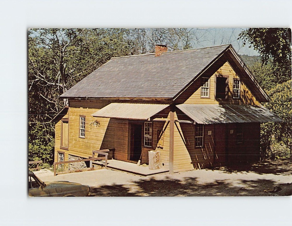 Postcard Log Village Grist Mill East Hartford Washington NY USA