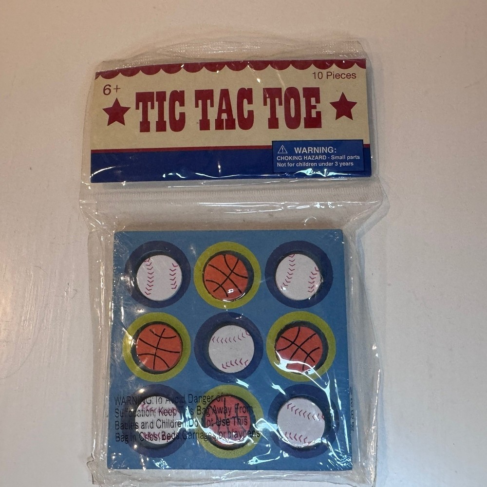 Sports Tic Tac Toe Wooden Game Set Basketball Baseball 10 Pieces New