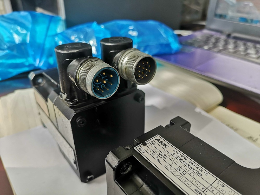 1pc for 100% test DT4-1-10-R00 via DHL or Fedex fast shipping