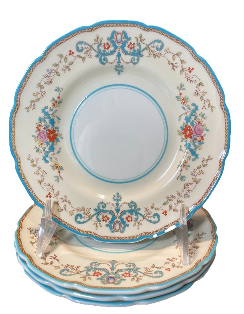 FREE SHIPPING 4 Vintage Royal Doulton PEMBROKE V1672 Bread Plates 6-1/4” Round