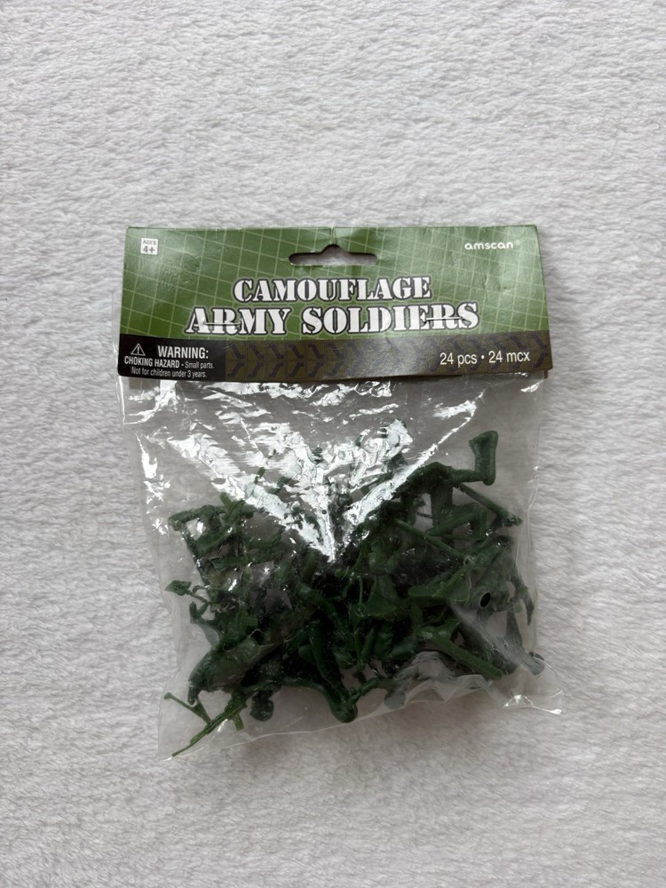 Green Army Men Plastic Toy Soldiers Set of 24 Military Army Men