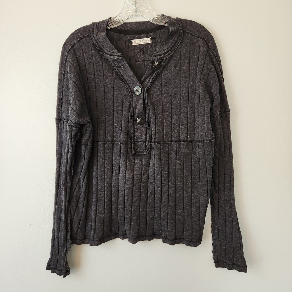 We The Free People In The Mix Gray Henley Top Women's M Ribbed Knit Boho Grunge