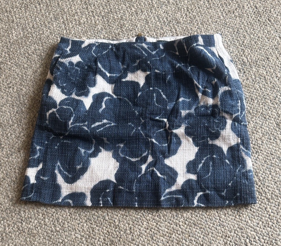 J.CREW Blue White Floral Cotton Short Skirt Straight Pencil Size 2