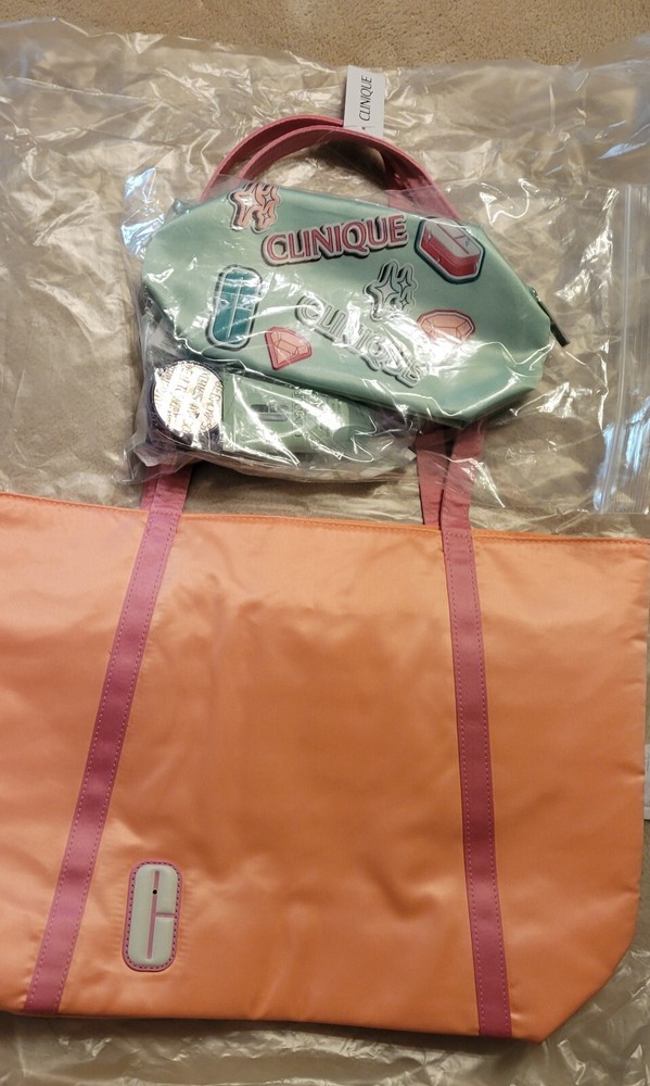 Clinique 8pc Skincare Makeup SET Smart Clinical Repair Bare Pop Lip, Bag & Tote