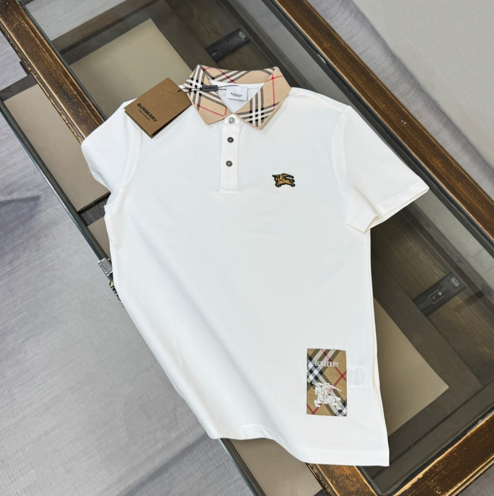 Moncler Men's White Embroidered Summer Short-Sleeve T-Shirt (Size M)