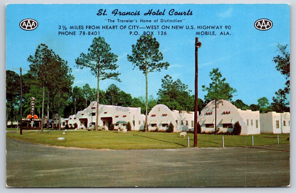 Roadside View~Mobile Alabama~St Francis Hotel Courts & Sign~Vintage Postcard