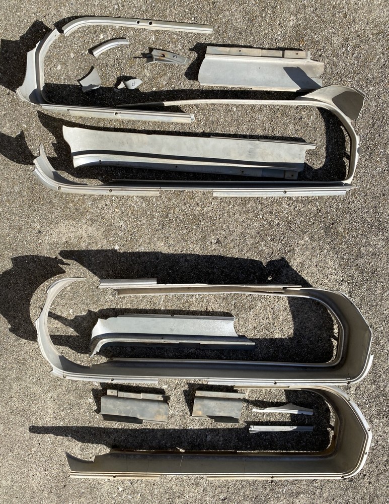 1969 Plymouth BARRACUDA PLASTIC GRILLES/Grills Frames parts/restoration 69 Cuda