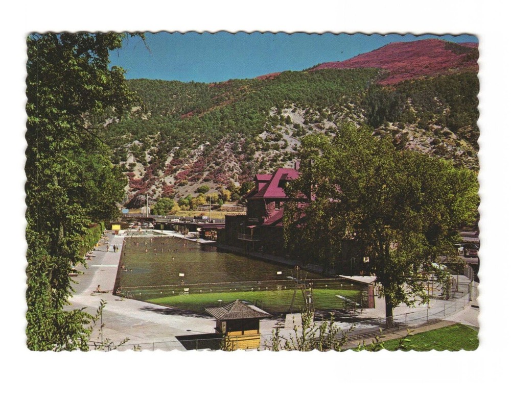 Hot springs pool at Glenwood Springs CO VTG postcard Unp