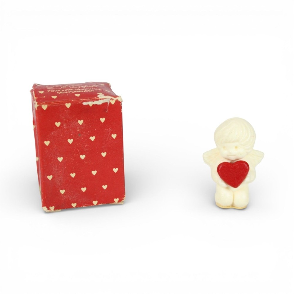 Avon Lil Cupid Potpourri Fragrance Mini-Pomander With Original Box