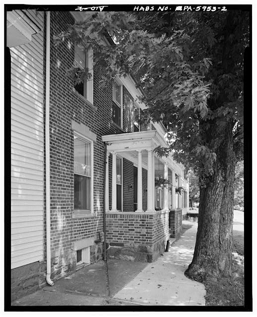 2. VIEW OF FACADE AND FRONT PORCH FROM SIDE ANGLE - 405 Main Street (House),