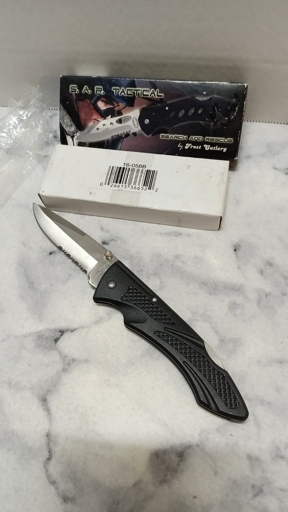 Frost Cutlery S.A.R. Tactical Pocket Knife 16-058B Folding Lock Blade NEW