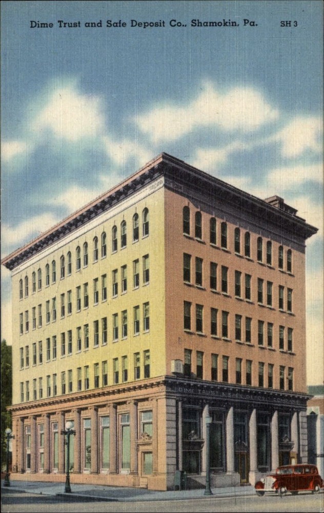 Shamokin Pennsylvania Dime Trust Safe Deposit vintage car ~ 1940s linen postcard
