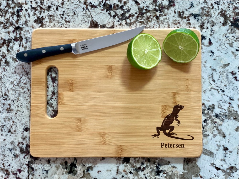 Lizard Cutting Board | Gecko Charcuterie Board | Custom Serving Tray |