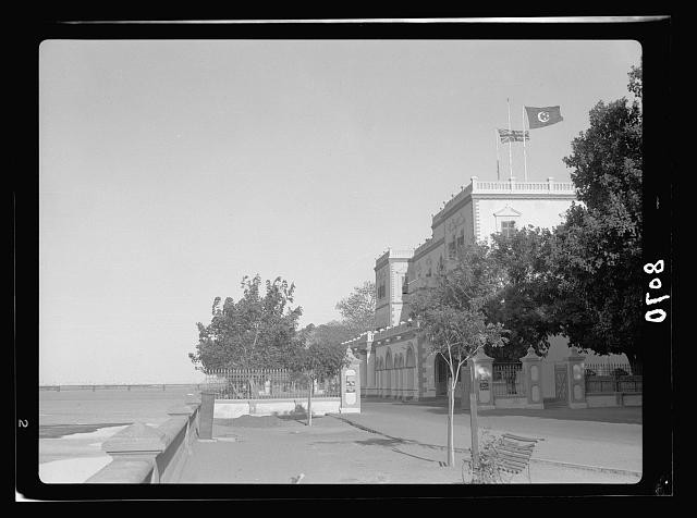 Photo:Sudan. Khartoum. The palace from the river side drive