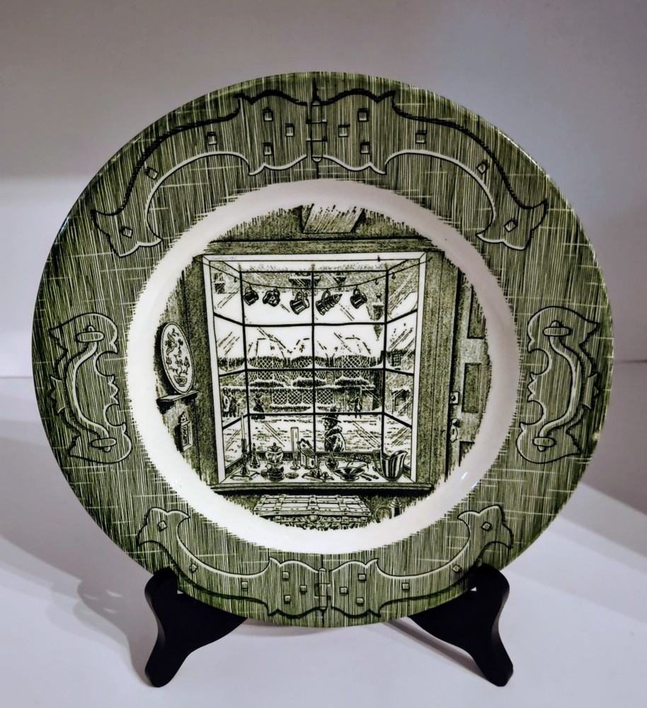 Vintage The Old Curiosity Shop Green White Ceramic Plate  USA 9.25
