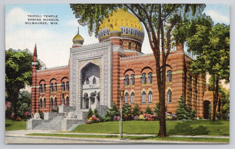Tripoli Temple Shrine Mosque Milwaukee WI Postcard E. C. Kropp Co. Linen Era