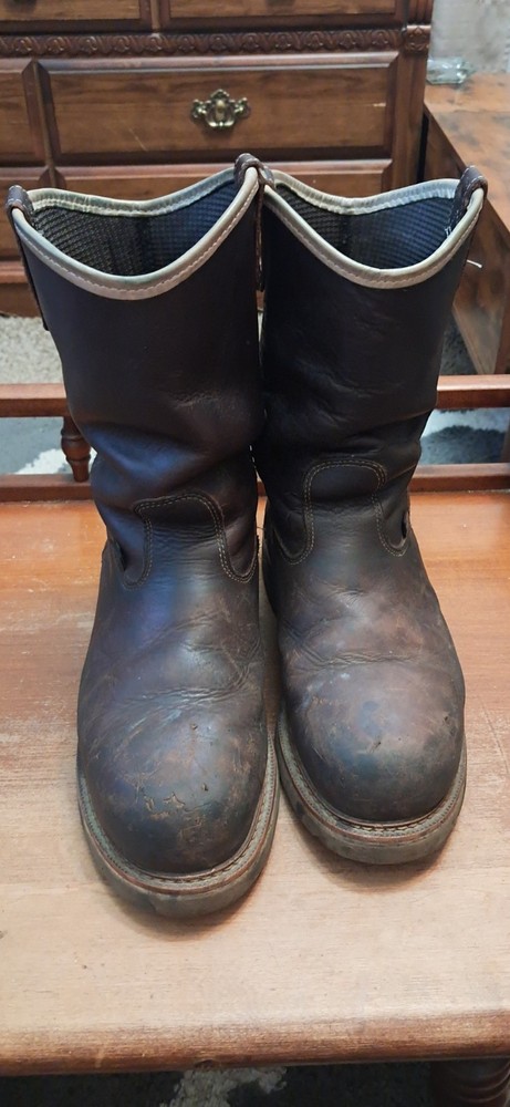 Men's Thorogood Boots Size 11.2E Steel Toe