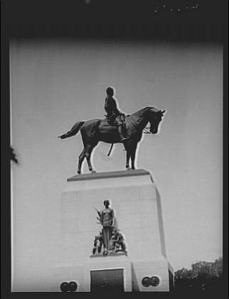Equestrian statues,Washington DC,sculptures,monument,memorial,A Genthe,1911 22