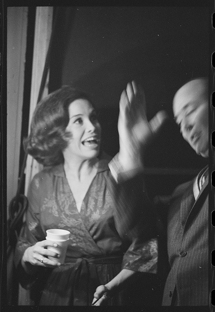 Photo:Mary Tyler Moore Dick Van Dyke Show Set 1963 TV Actress Bob Saget?