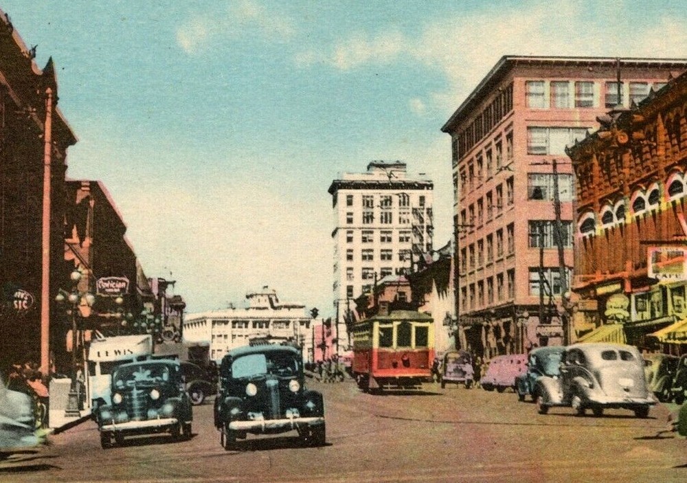 Douglas Street View Victoria British Columbia Canada Vintage Postcard 1930s