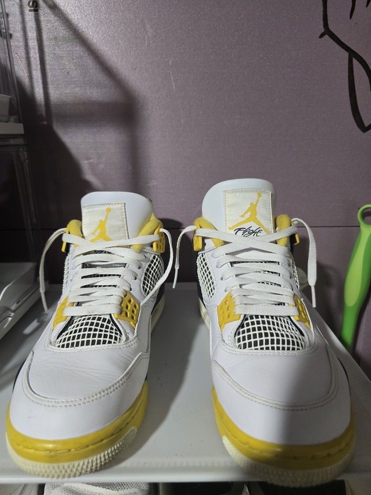 Jordan 4 Vivid Sulfur Sneakers Size 10.5W/9M