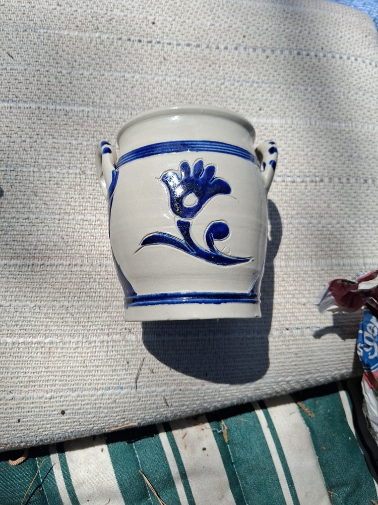Williamsburg Restoration Colonial Williamsburg Hand Painted Pottery Crock Vase