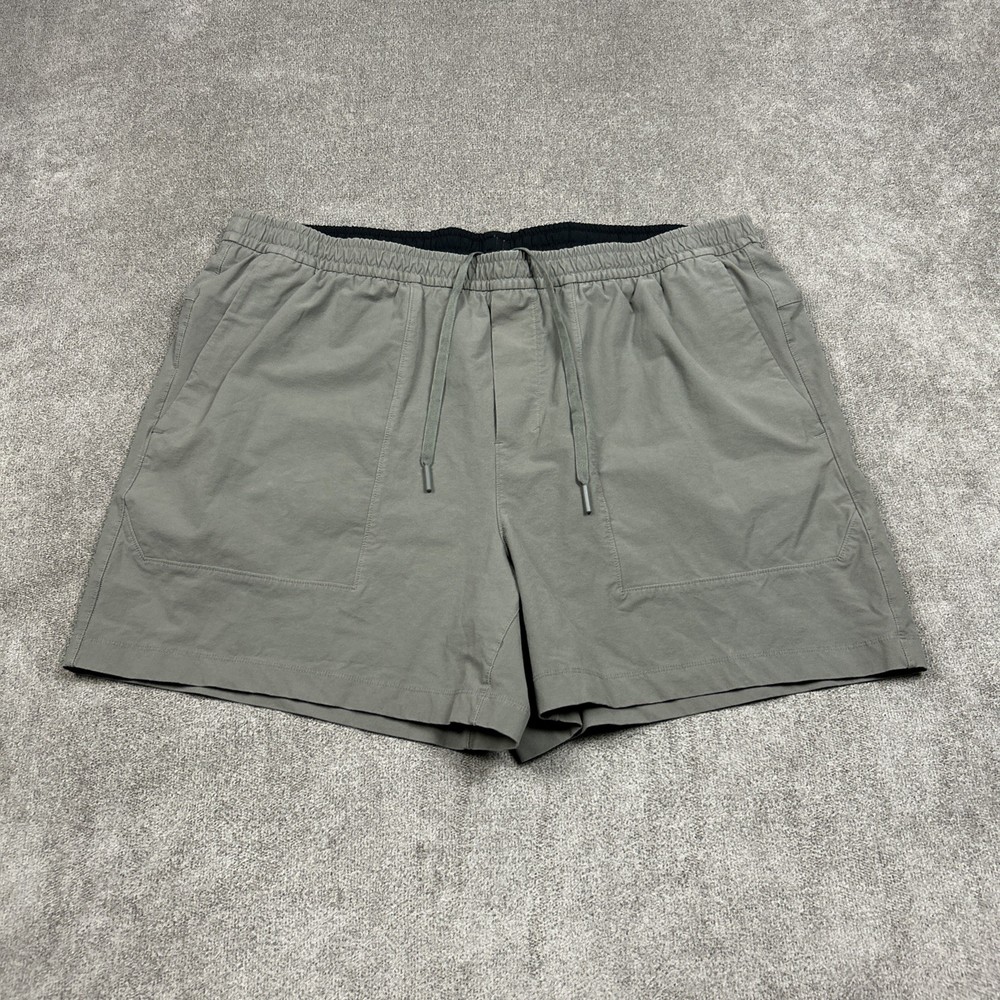 Lululemon Shorts Mens 2XL Bowline 5