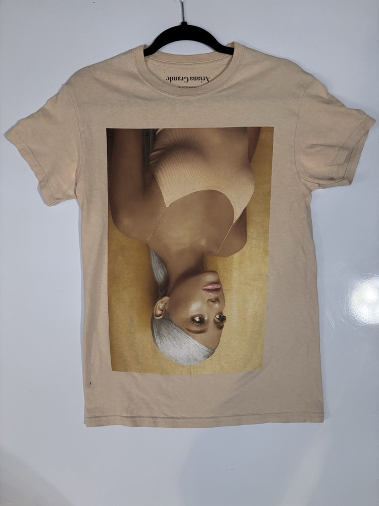 Ariana Grande Small Tan Sweetener Tour T Shirt Concert Graphic Pop Music Tee