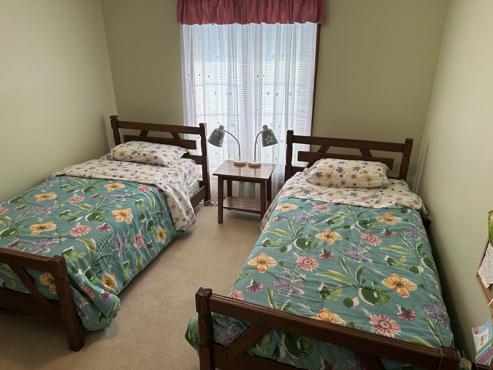 Solid Ranch Oak Bunk Beds