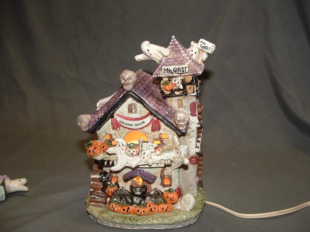 Vintage Light Up Ceramic Haunted House Halloween Decoration with Ghosts