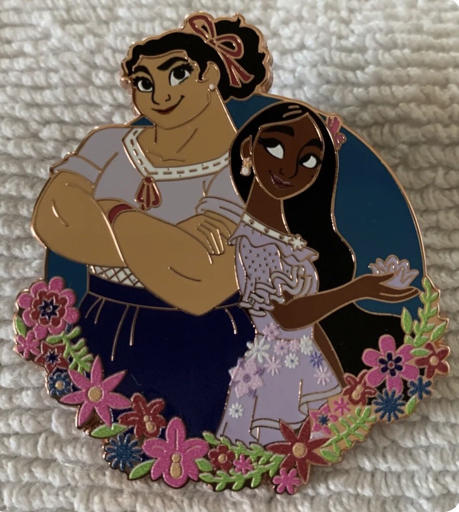 2023 Walt Disney Parks Pin Encanto Luisa & Isabella WDW Rare Hard To Find