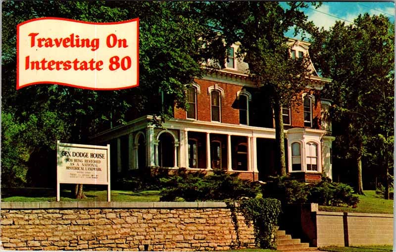 Postcard HOUSE SCENE Council Bluffs Iowa IA m/09 AK1303