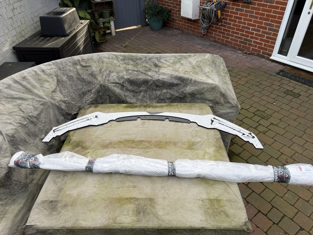 F20 1 Series Pre Lci Maxton Design Front Splitter and Side Skirts
