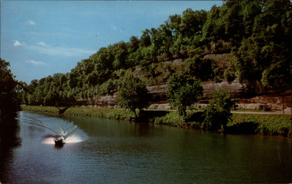 Missouri Noel Big Cedar Palisades Elk River ~ 1950s-60s vintage postcard sku055