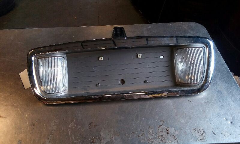 2011 Lincoln Town Car 4 Door Sedan Tail Panel