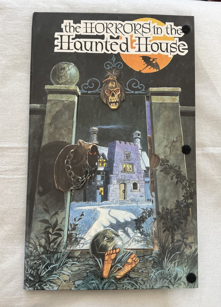 The Horrors in The Haunted House Pop-up Book Spooky 2003 Key Porter Books