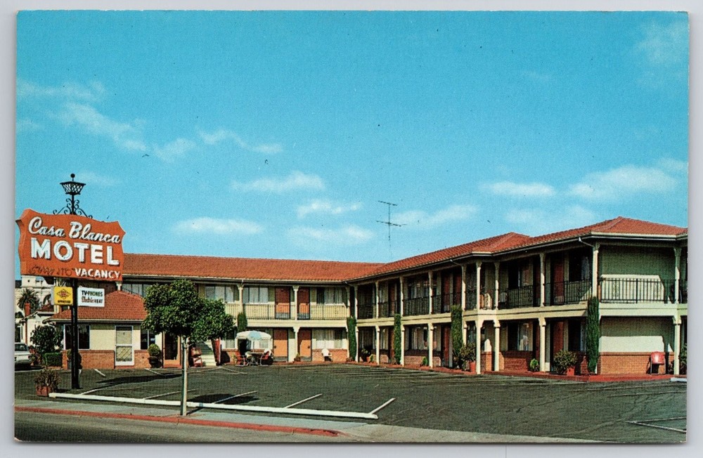 Casa Blanca Motel Hayward California Vintage Chrome Postcard 1960s TV