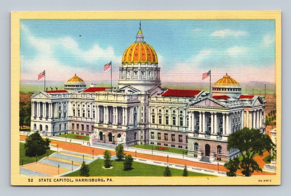 Vintage State Capitol Harrisburg PA Curteich Linen Postcard 3A-H912