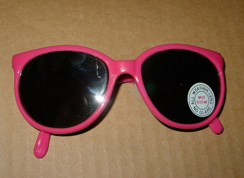 1980s Vintage Retro New Wave Sunglasses Plastic Frame Summer Groove