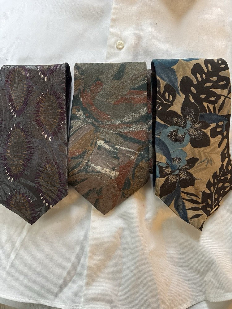 Je Suis Floral Mens Silk Tie  Lot of 2 Geoffrey Beene Abstract Vintage Retro