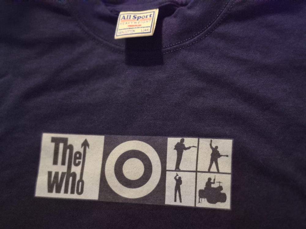unad                 THE WHO: A QUICK ONE Concert-tee-shirt -TOMMY -large- black
