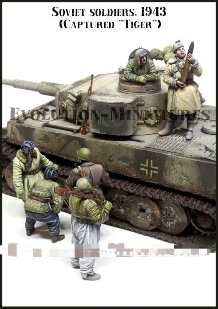 1/35 resin figures model WWII 7 Soviet tank crew soldiers unassembled unpainted