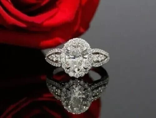 2Ct Oval Cut Simulated Diamond Women's Engagement Ring in 14K White Gold Plating