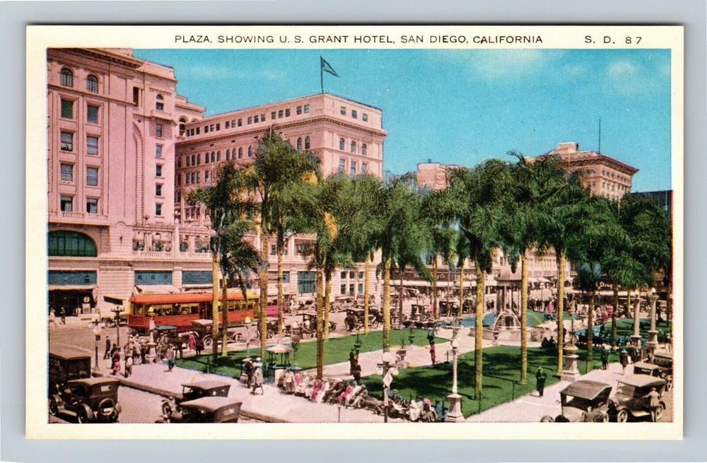San Diego CA-California, US Grant Hotel, Plaza Park Vintage Souvenir Postcard