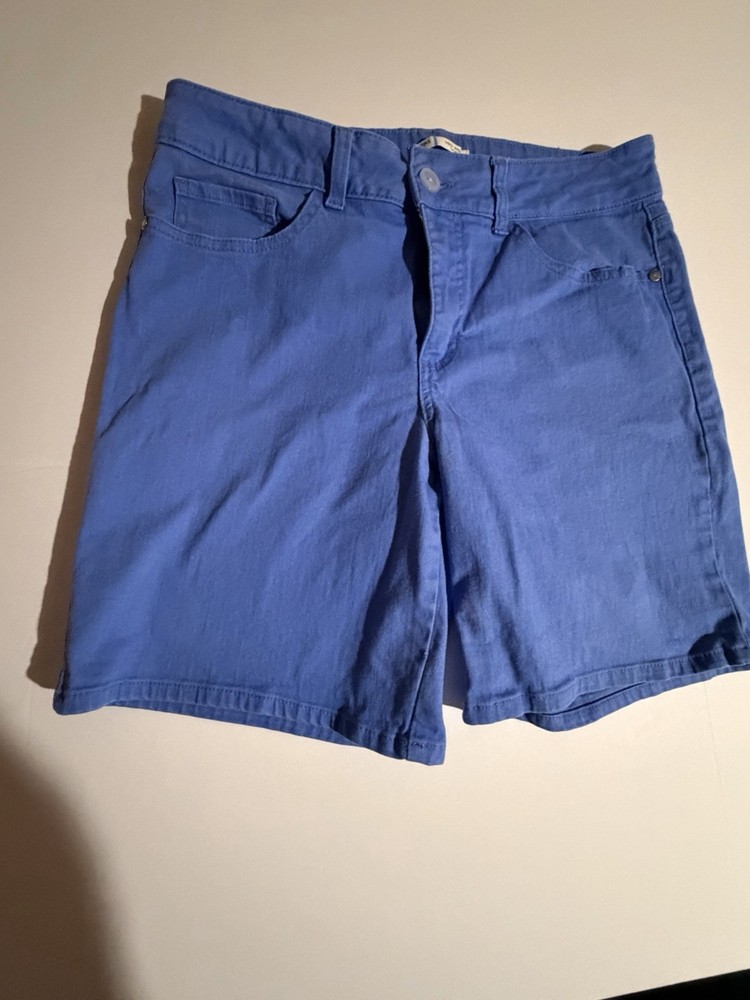 Riders by Lee Chino Women's Mid Rise Blue Shorts Size 14 Pockets